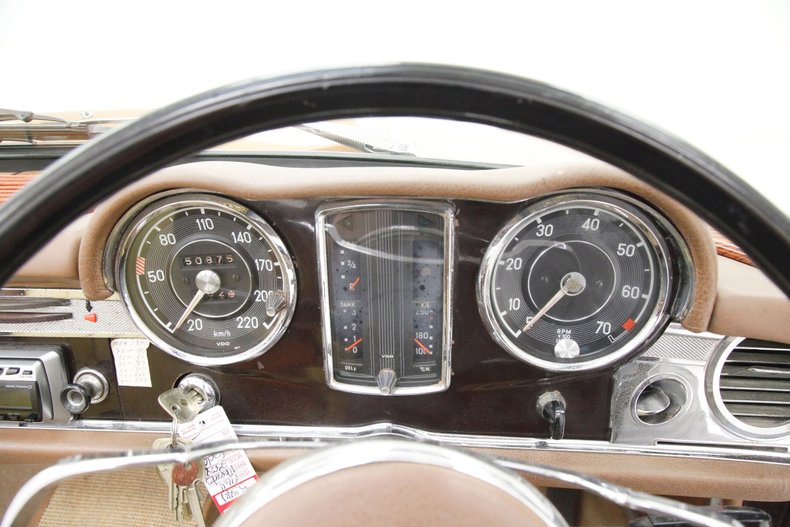 1964 Mercedes-Benz 230SL 35