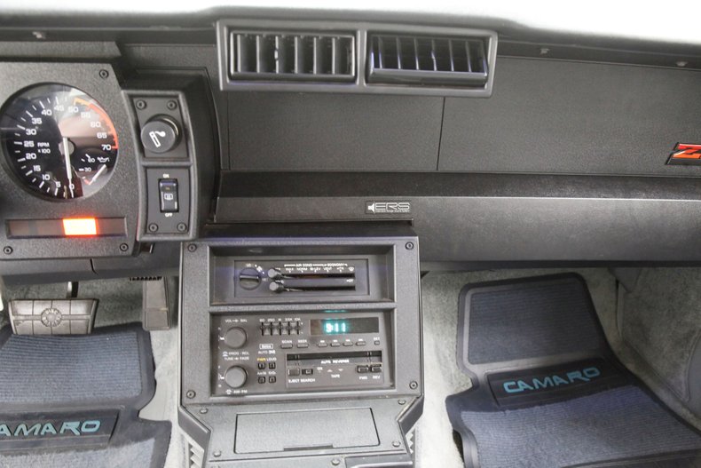 1987 Chevrolet Camaro 31
