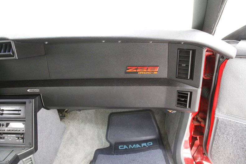 1987 Chevrolet Camaro 32