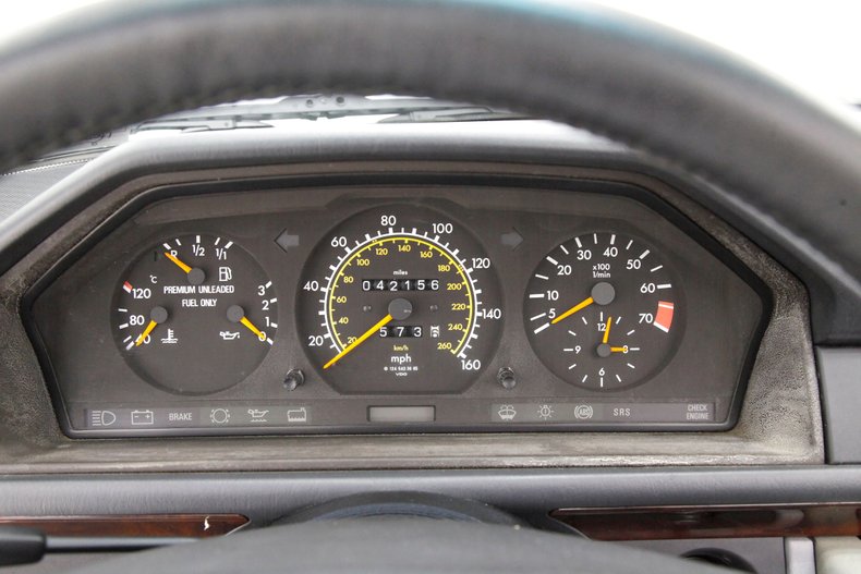 1994 Mercedes-Benz E320 34
