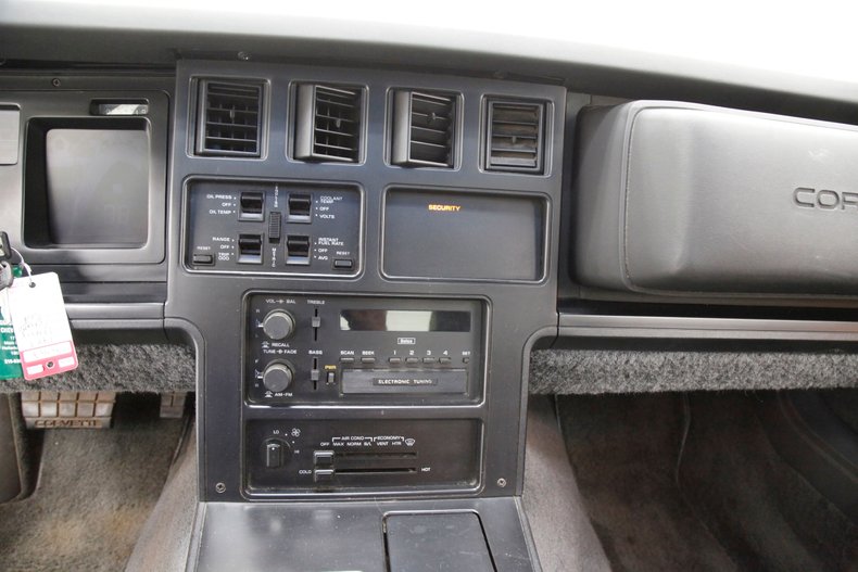 1987 Chevrolet Corvette 28