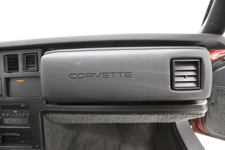 1987 Chevrolet Corvette 31