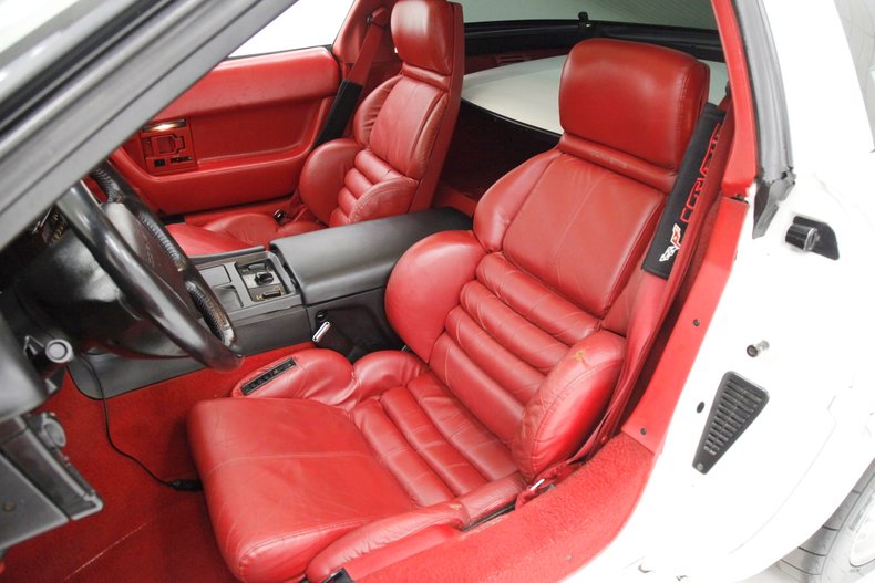 1992 Chevrolet Corvette 23