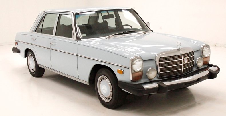 1976 Mercedes-Benz 300D 6