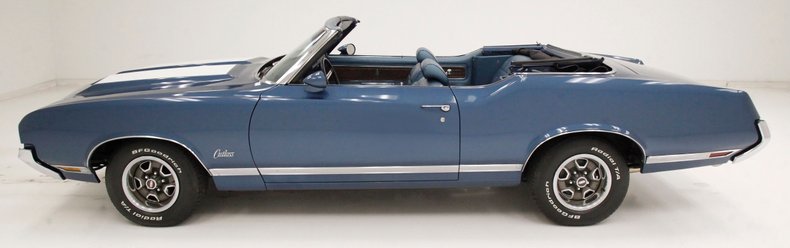 1970 Oldsmobile Cutlass 4