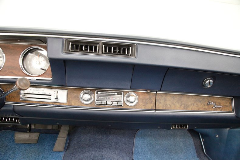 1970 Oldsmobile Cutlass 37