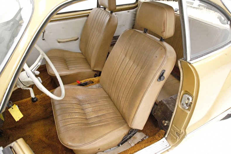 1964 Volkswagen Karmann Ghia 29