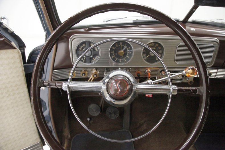 1949 Studebaker Champion 27