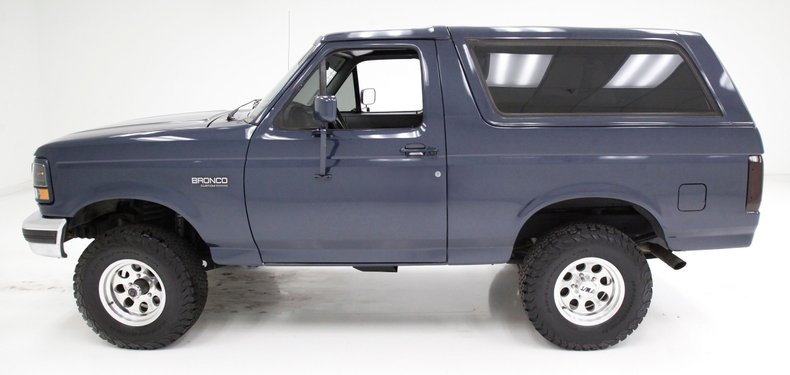 1993 Ford Bronco 2