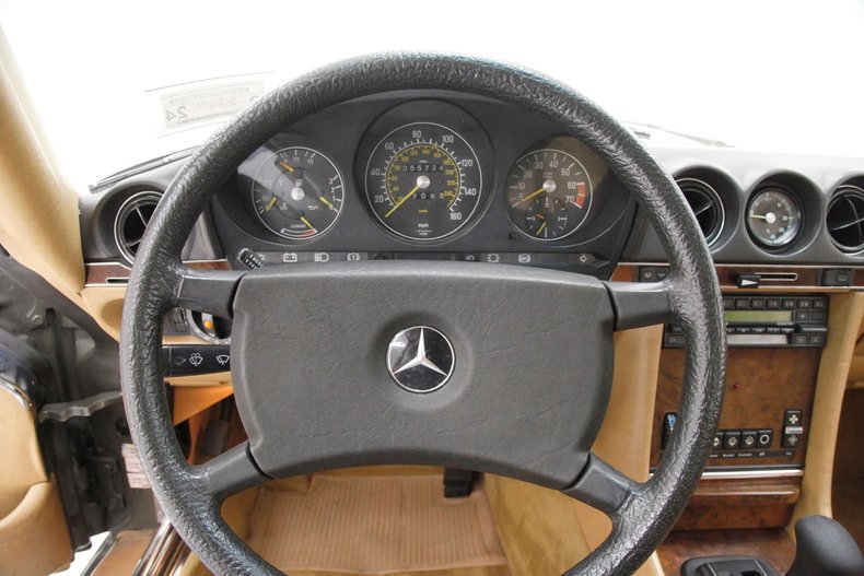 1985 Mercedes-Benz 500SL 26