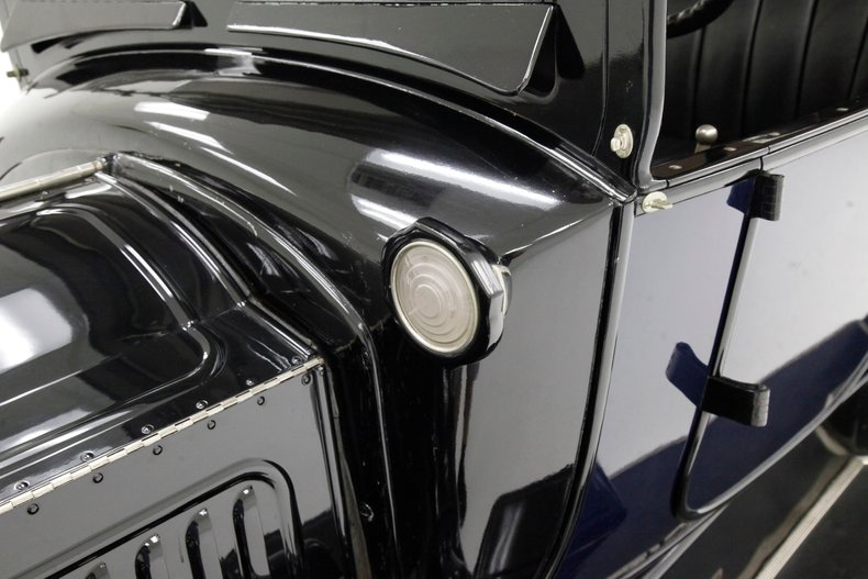 1917 Packard Twin Six 17