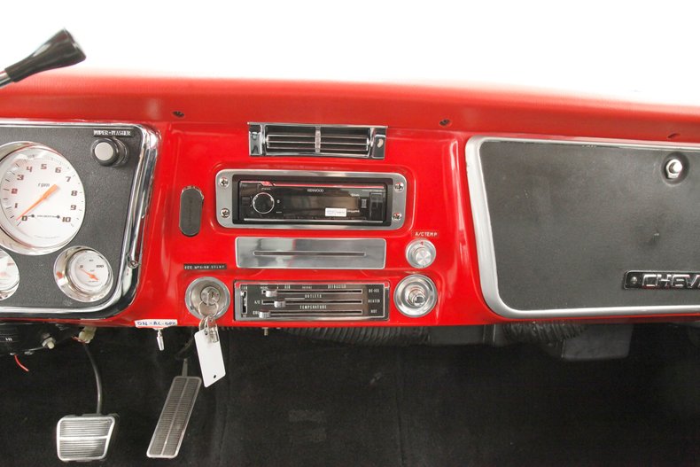 1967 Chevrolet C10 28