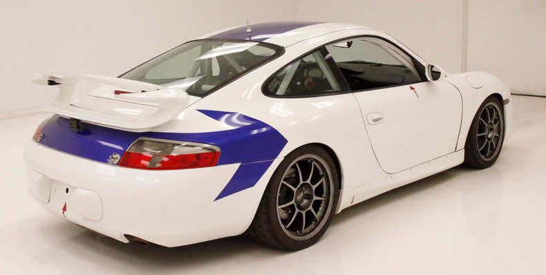 2002 Porsche 911 4