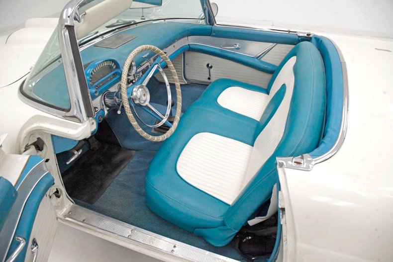 1956 Ford Thunderbird 34