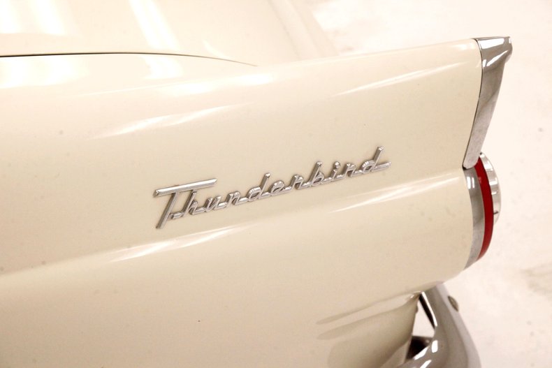 1956 Ford Thunderbird 25