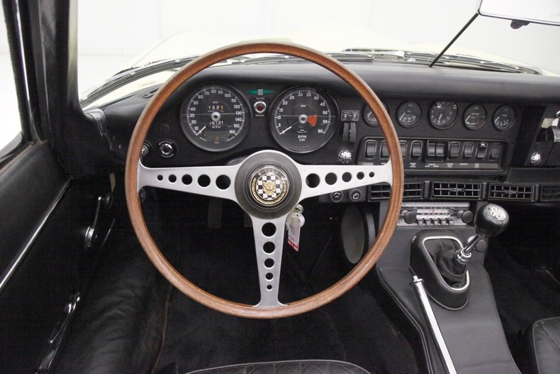 1970 Jaguar XKE 32
