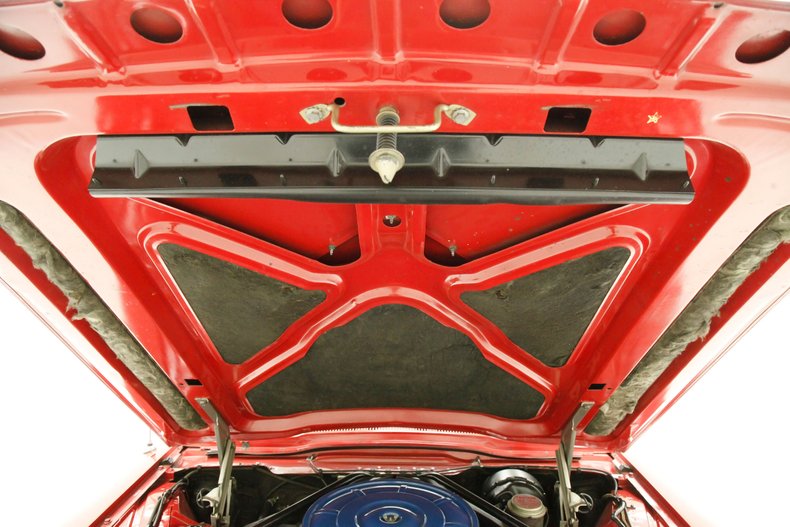 1966 Ford Thunderbird 11