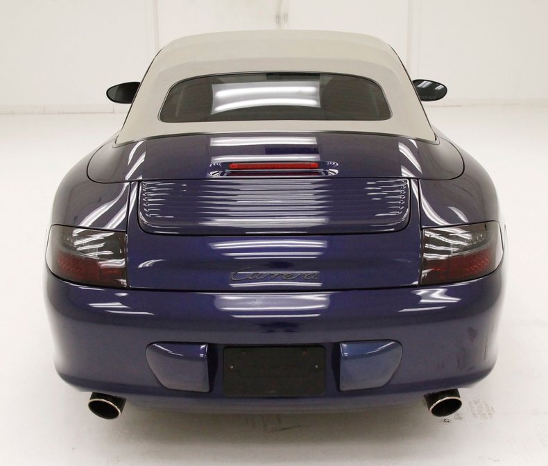 2003 Porsche 911 8