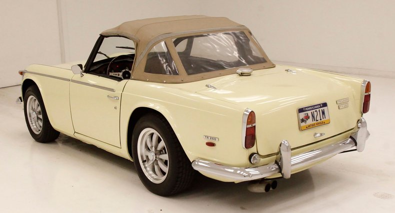 1968 Triumph TR250 5