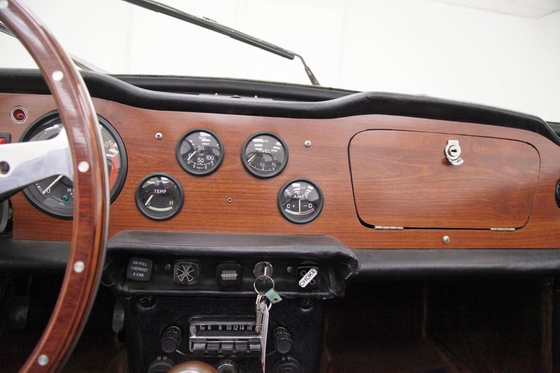 1968 Triumph TR250 39