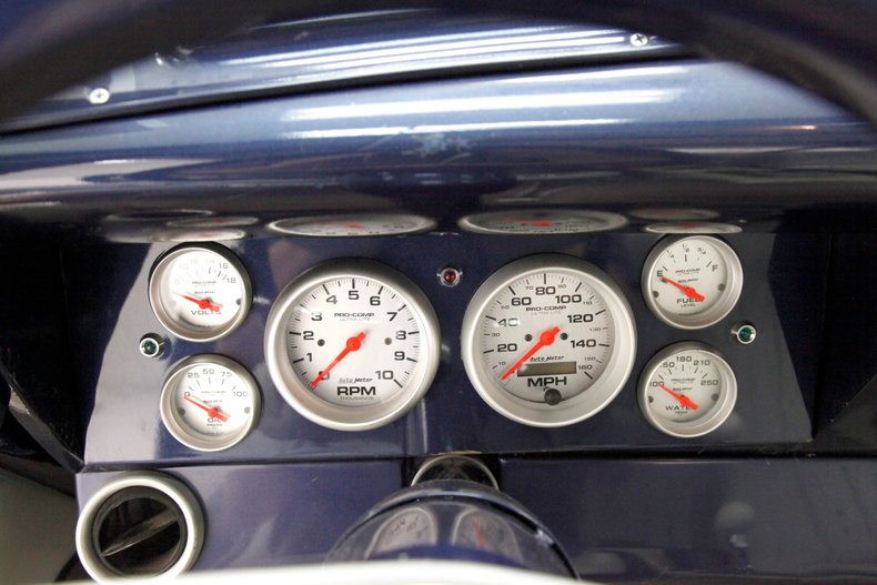 1953 Studebaker Champion 28