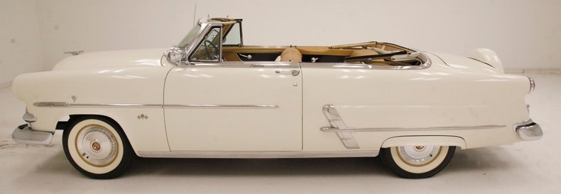 1953 Ford Crestline 4