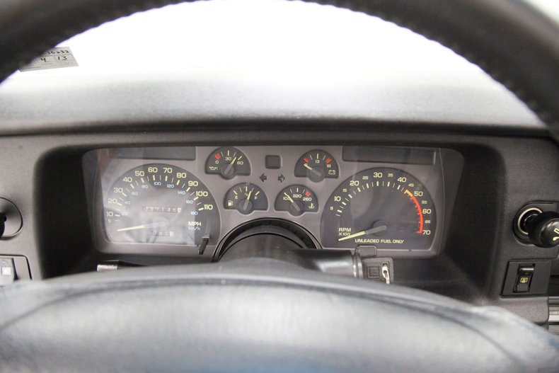 1991 Chevrolet Camaro 30
