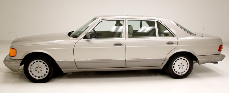 1988 Mercedes-Benz 300SEL 2