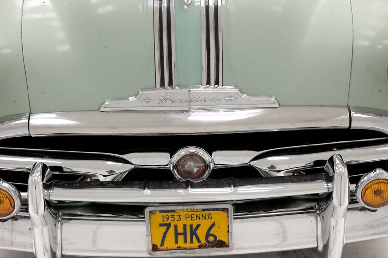 1953 Pontiac Chieftain 14