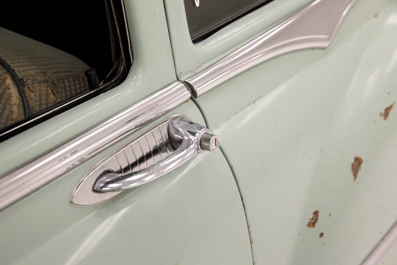 1953 Pontiac Chieftain 21