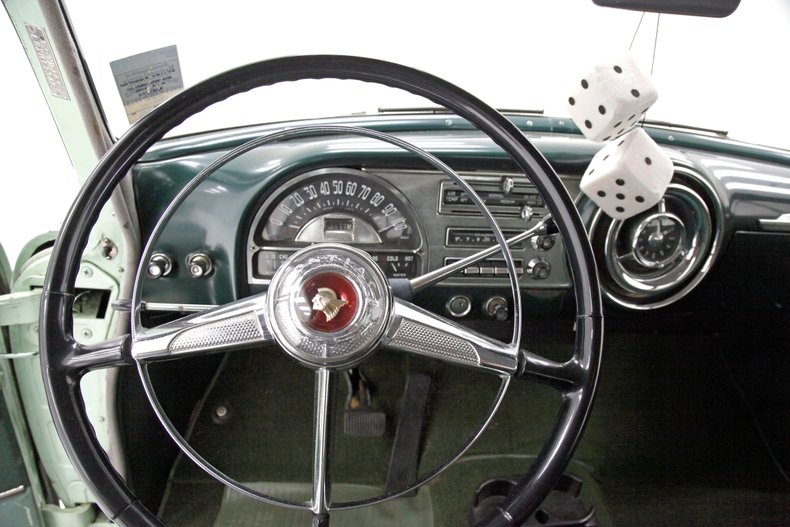 1953 Pontiac Chieftain 36