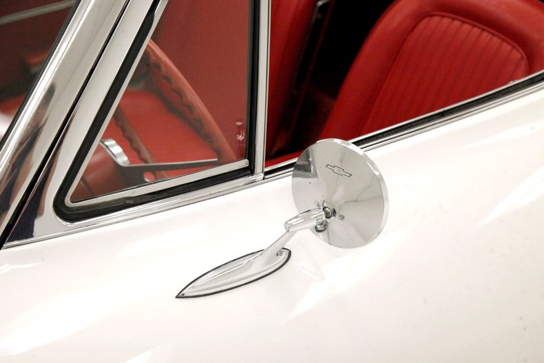 1963 Chevrolet Corvette 24