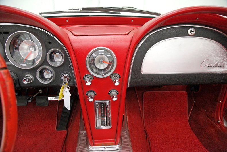 1963 Chevrolet Corvette 37