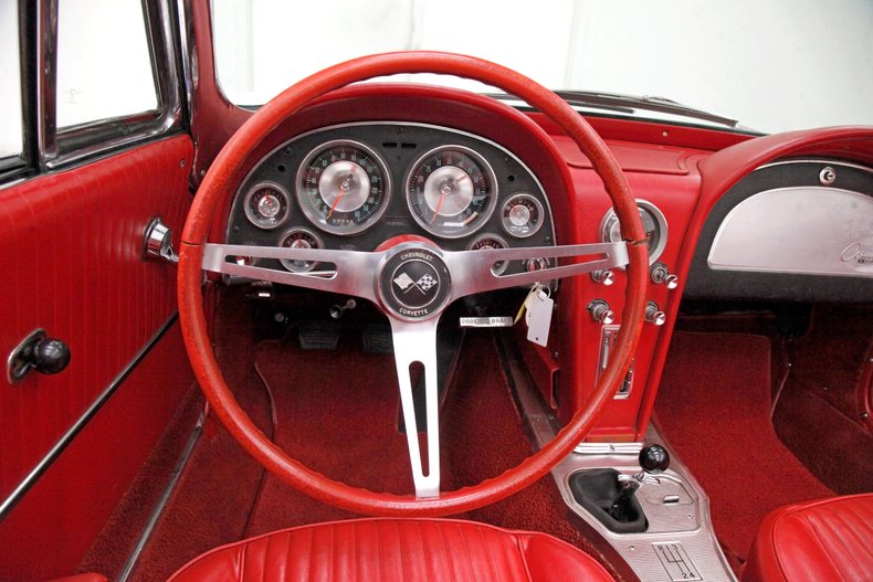 1963 Chevrolet Corvette 34