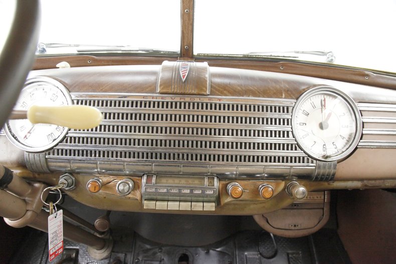 1941 Chevrolet Special Deluxe 32