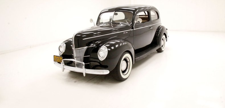 1940 Ford Deluxe 1