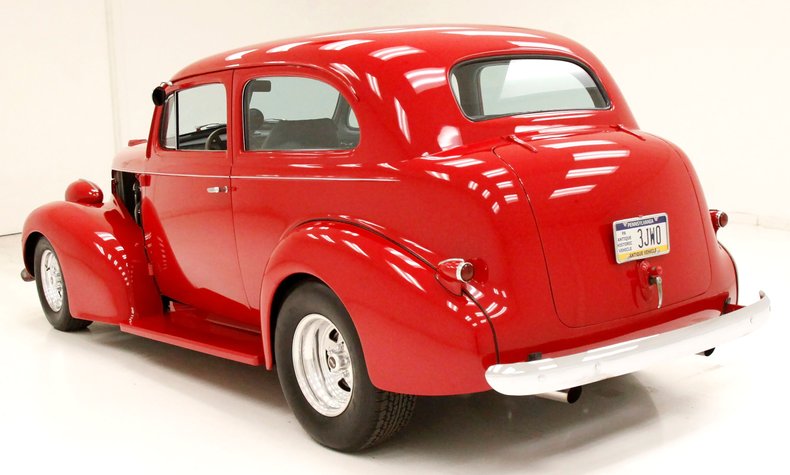 1939 Pontiac Deluxe 3
