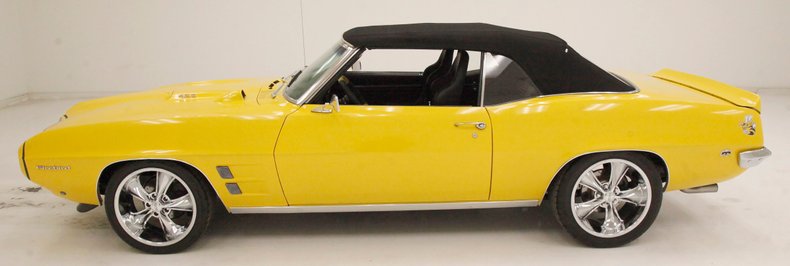 1969 Pontiac Firebird 3