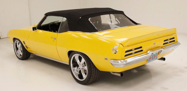 1969 Pontiac Firebird 5