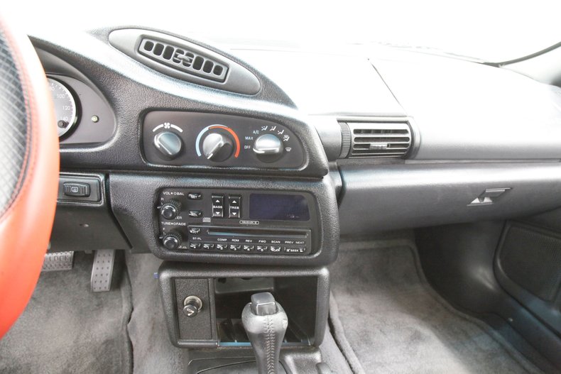 1995 Chevrolet Camaro 31