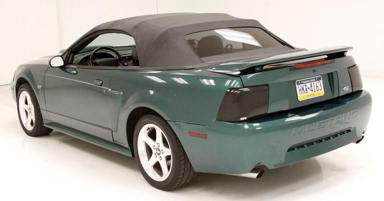 2003 Ford Mustang 5