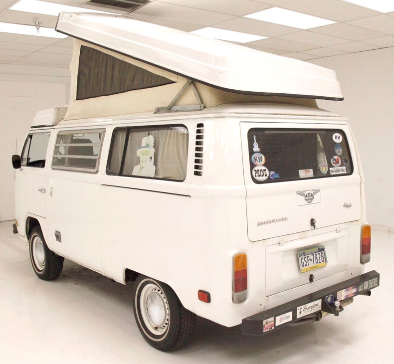 1975 Volkswagen Camper 6