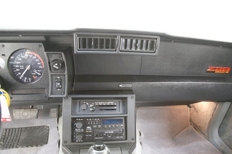 1986 Chevrolet Camaro 29