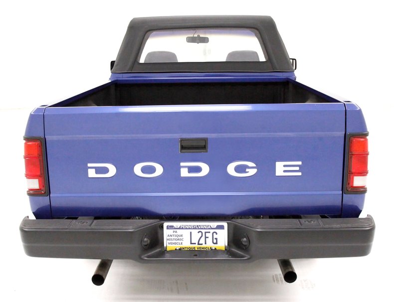 1990 Dodge Dakota 7