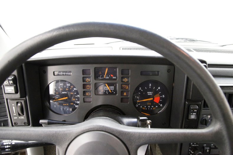 1984 Pontiac Fiero 30
