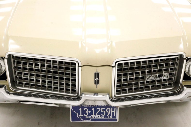 1972 Oldsmobile Cutlass 12