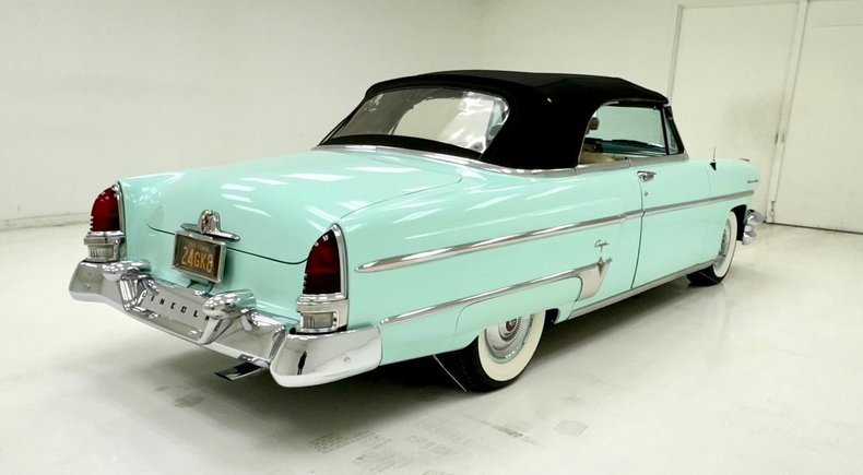 1954 Lincoln Capri 8