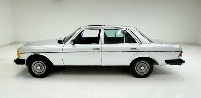 1984 Mercedes-Benz 300D 2
