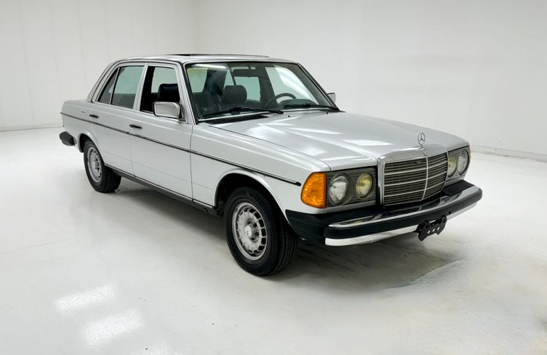 1984 Mercedes-Benz 300D 7