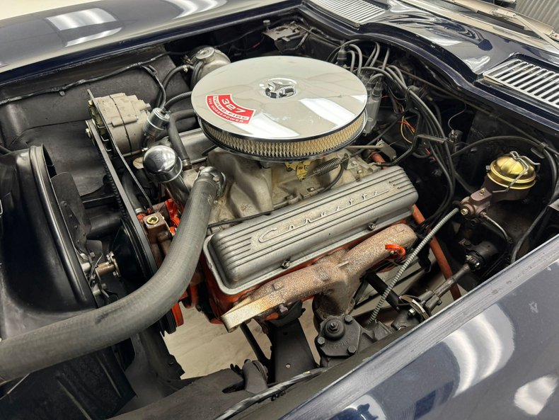 1963 Chevrolet Corvette 33